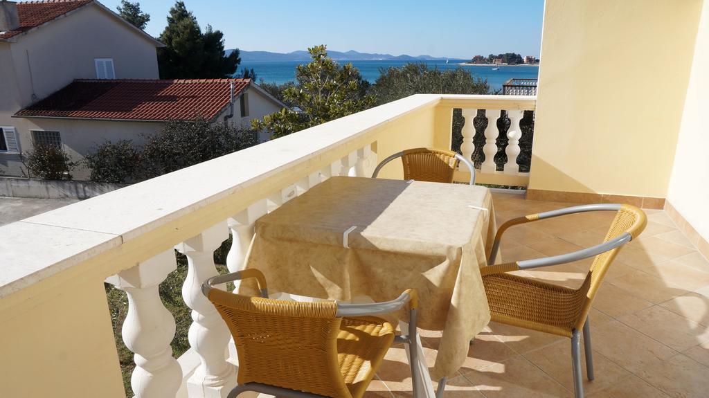 Apartments Sandra Sukošan الغرفة الصورة