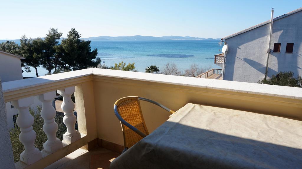 Apartments Sandra Sukošan الغرفة الصورة